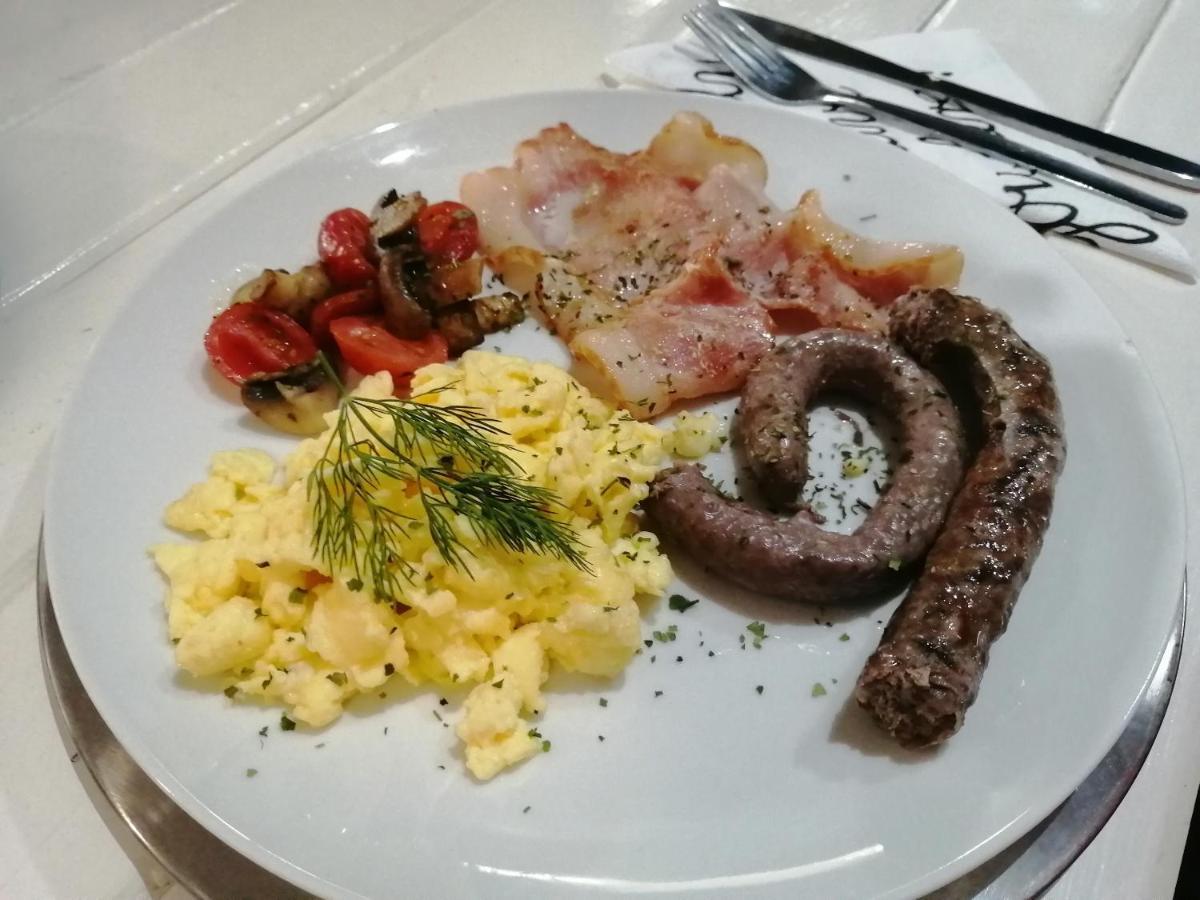Villa Mariss Guesthouse Kraaifontein Kültér fotó